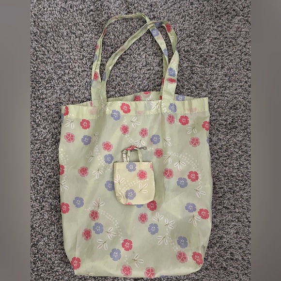 Plastic grocery bag with cute miniature bag - Picture 4 of 6